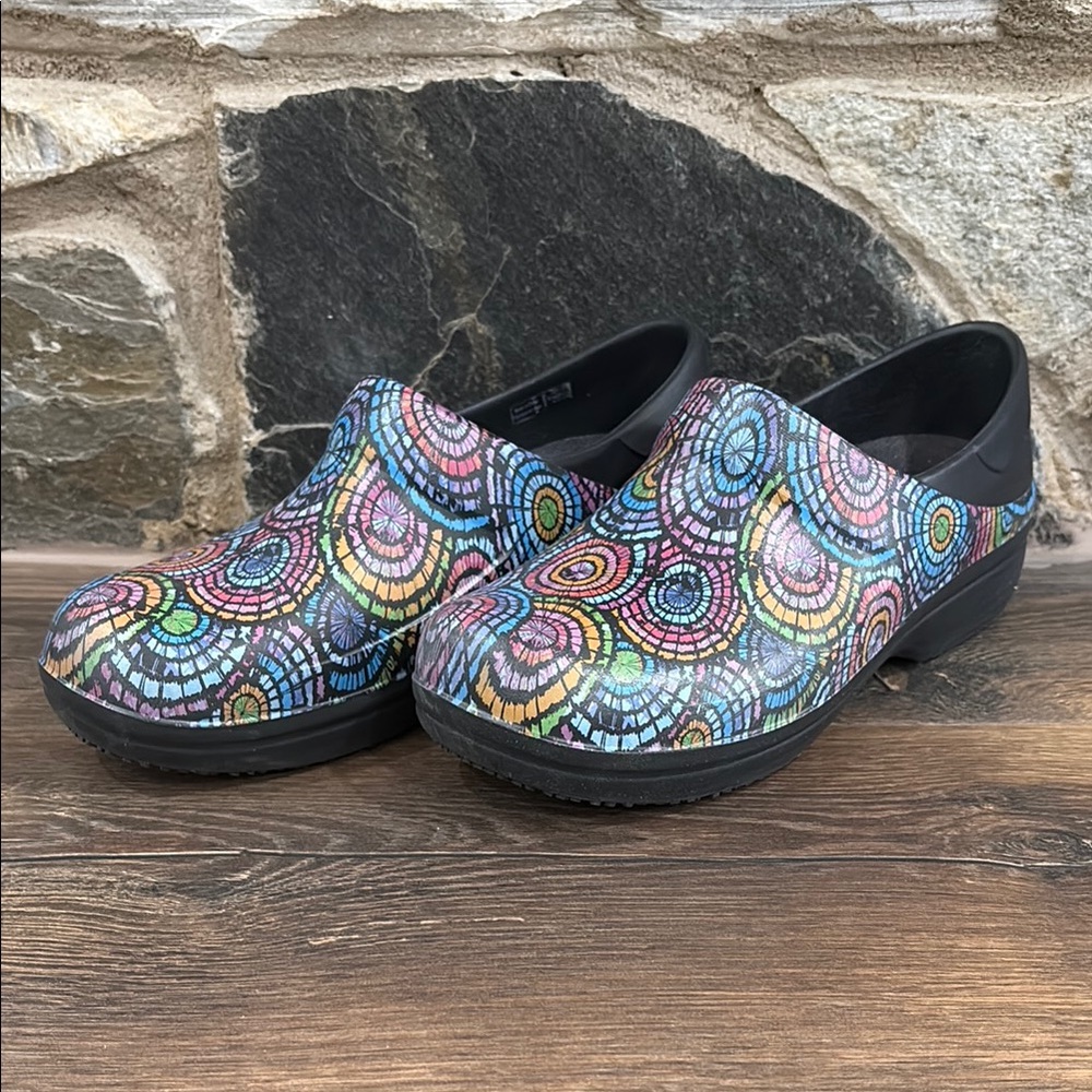 Crocs Colorful Patterned Women's Clogs